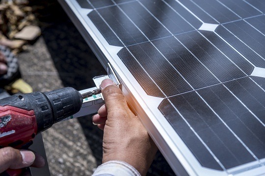 ground mounted solar panels installation