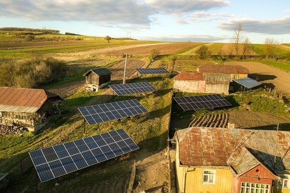 ground mounted solar panels installation