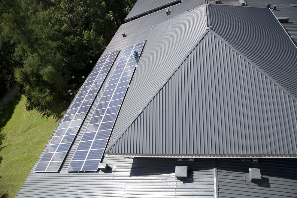 solar installed on metal roofs